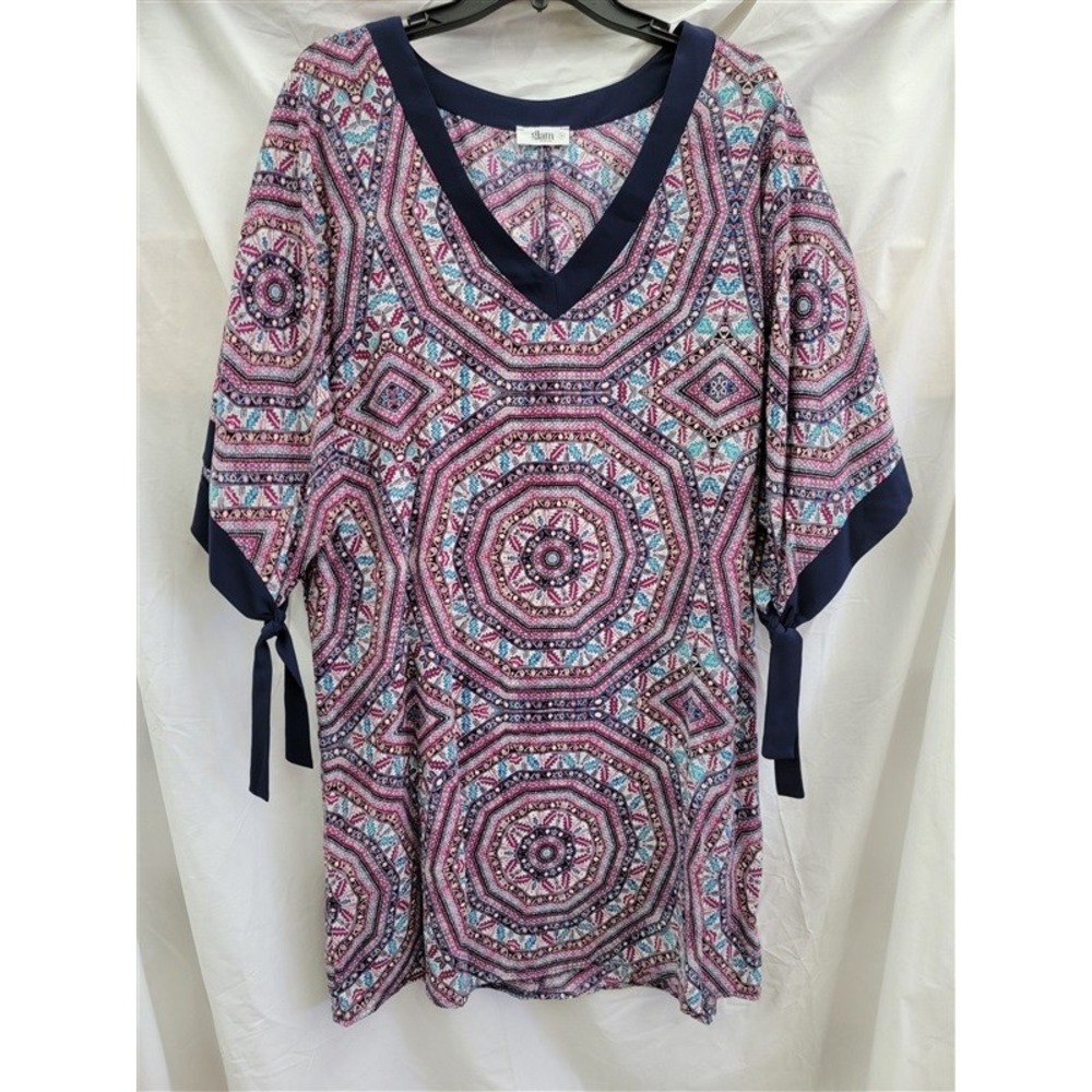 NWOT Glam Boutique M Medallion Purple Blue V Neck Front Shift Dress 123115